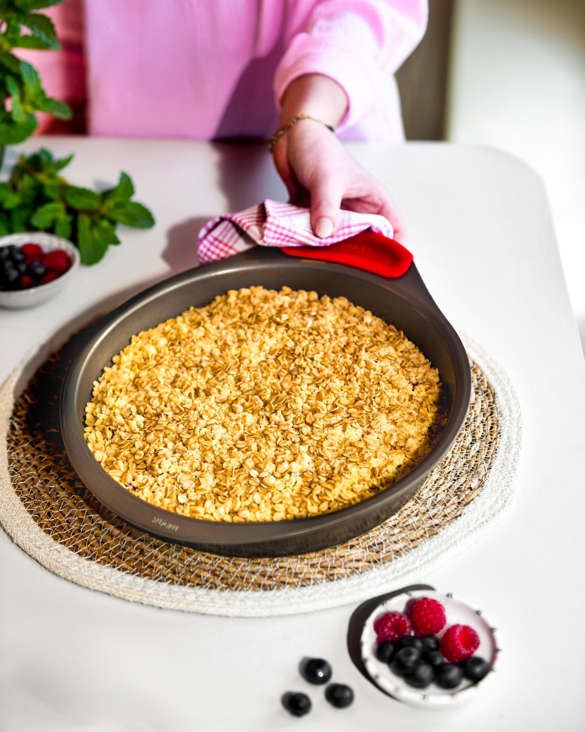 asimetriA - Easy-grip metal springform pan