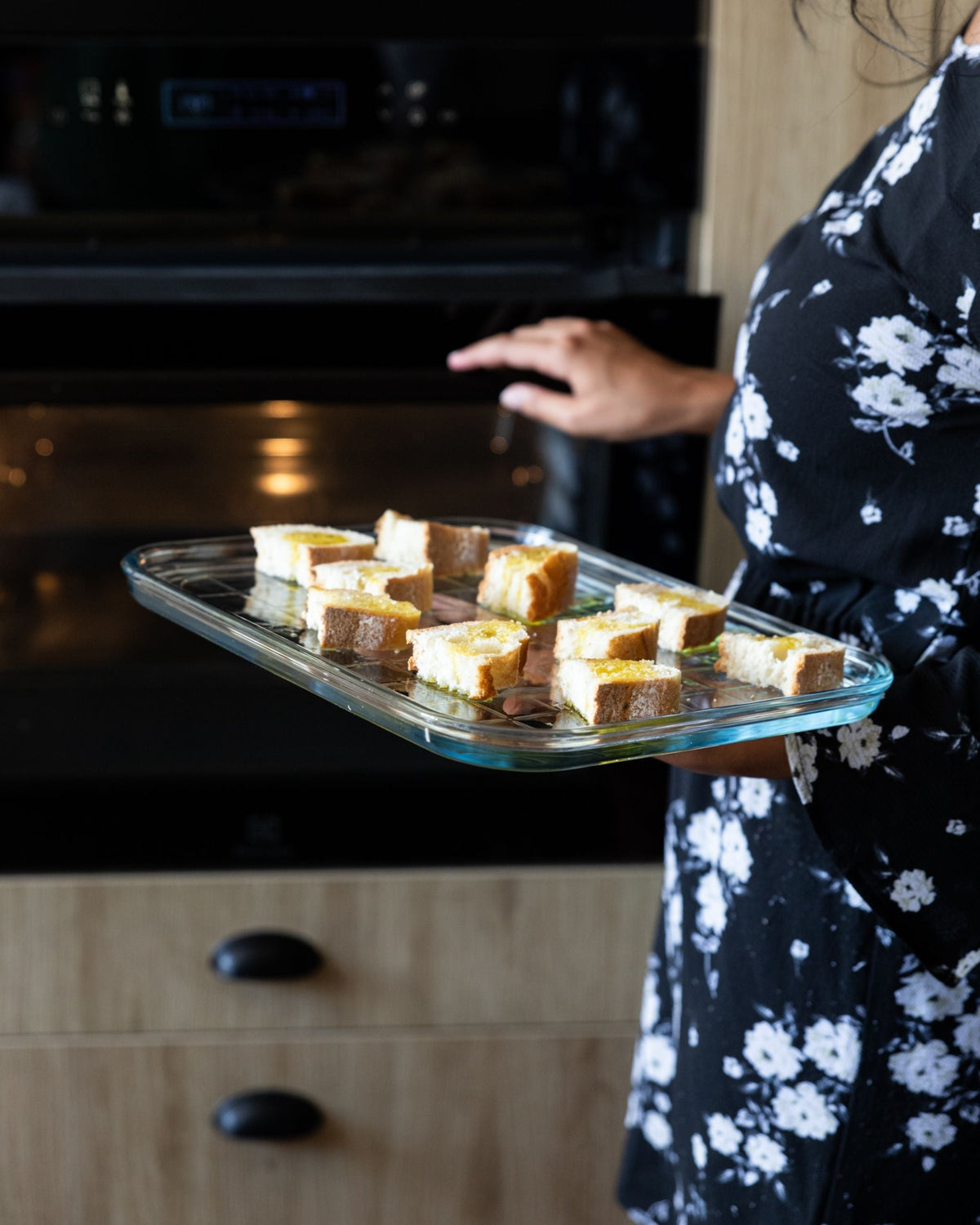 Plaque de cuisson multi-usages en verre